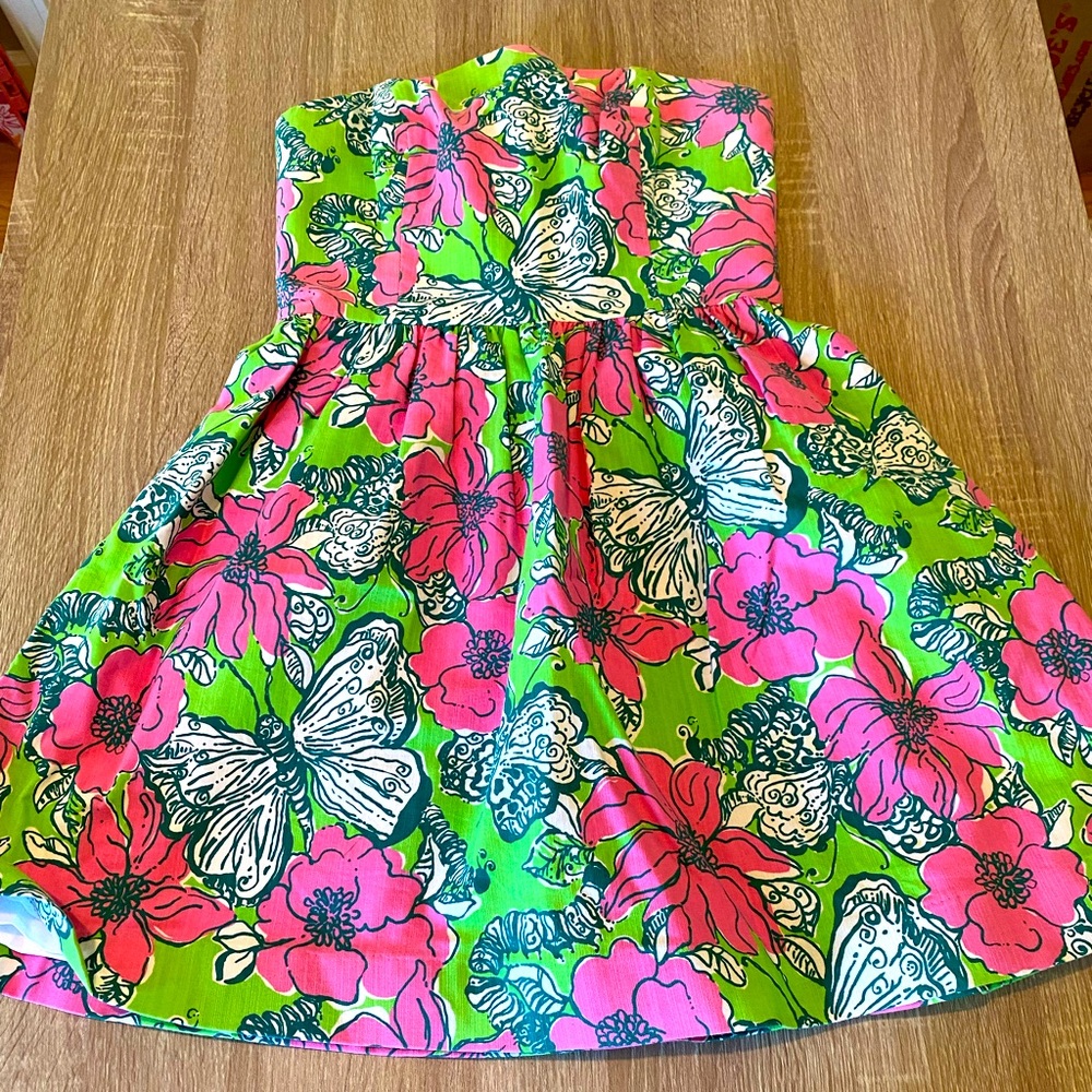 Lily Pulitzer size 00 strapless floral mini dress.